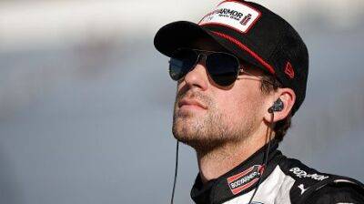 Ryan Blaney signs extension with Team Penske