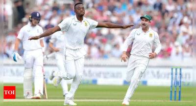 Zak Crawley - Aiden Markram - Brendon Maccullum - 1st Test: South Africa's Rabada and Nortje rock England on Day 1 - timesofindia.indiatimes.com - South Africa