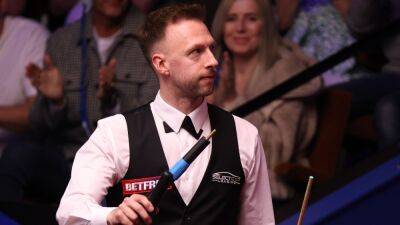 Waistcoat issue resolved as Judd Trump advances at the European Masters