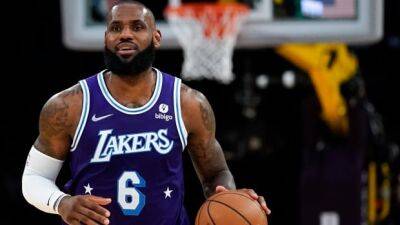 LeBron James signs 2-year, $97.1M US extension with Lakers: reports