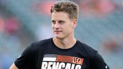 Joe Burrow - Joe Burrow 'feeling better every day' after surgery for ruptured appendix - edition.cnn.com - state Arizona