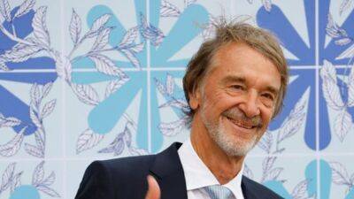 Alex Ferguson - Gary Neville - Jim Ratcliffe - Deep pockets needed to persuade Glazers to sell United - channelnewsasia.com - Britain - Manchester - Usa