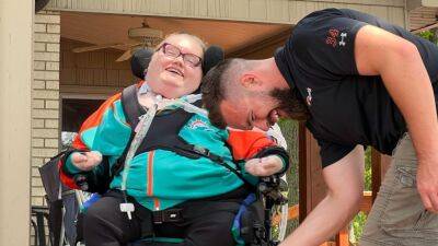 Michael Macdowell - Friday 5: Family’s inspiration provides drive for NASCAR tire carrier - nbcsports.com - state North Carolina - county Lexington - state New Jersey - county Lake - county Rock - county Jefferson
