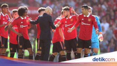 Rio Ferdinand - Liga Inggris - Ferdinand: MU Jalankan Pola Main Ten Hag dengan Baik - sport.detik.com - Manchester - Madrid