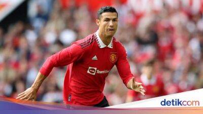 Cristiano Ronaldo - Ten Hag Sebut Kondisi Ronaldo Jauh dari Siap - sport.detik.com - Manchester -  Sangat