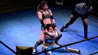 WWE-style wrestling hits Bangkok - with a Thai twist - channelnewsasia.com - Usa - Thailand -  Bangkok