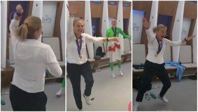 Euro 2022: England boss Sarina Wiegman goes viral with brilliant dance moves