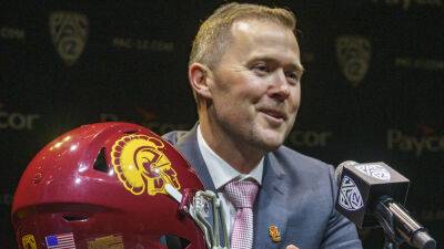 USC's Lincoln Riley rebukes tampering allegations, takes suggestions 'personally' - foxnews.com - Usa - Georgia - Los Angeles -  Los Angeles - Jordan - state Texas - state California - state Michigan - county Riley -  Pittsburgh