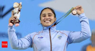 Chaff-cutter machine reason behind lifter Harjinder Kaur's strong arms - timesofindia.indiatimes.com - Birmingham - Nigeria