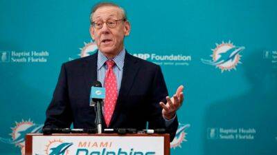 Dolphins forfeit 1st-round pick, owner suspended after NFL investigation
