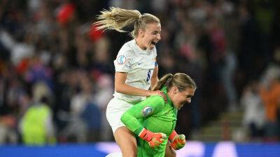 Boris Johnson - Martina Voss-Tecklenburg - England women's captain urges Lionesses to seize the day in final - france24.com - Germany - Netherlands - London