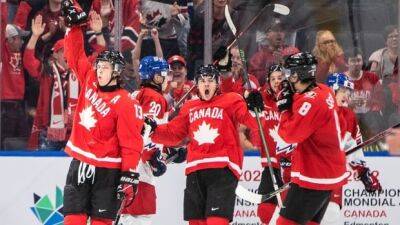 Canada advances to world junior gold-medal game with win over Czech Republic