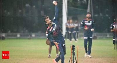 Mohammed Siraj - Mike Hesson - Shahbaz Ahmed has been a three-year project for us: Mike Hesson - timesofindia.indiatimes.com - India -  Bangalore