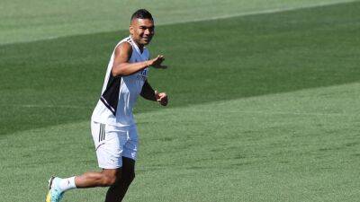 Manchester United agree £60m deal for Real Madrid's Casemiro