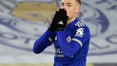 Claudio Ranieri - Jamie Vardy - Leicester City - Leicester Icon Jamie Vardy Extends Contract, Set To Stay With Foxes Until 2024 - sports.ndtv.com - Manchester -  Leicester