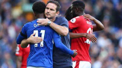 Demarai Gray rescues Everton with late strike against Nottingham Forest