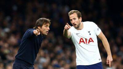 Conte hails team man Kane as striker hits personal milestones