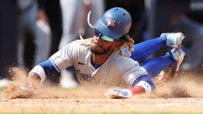 Blue Jays continue to chip away at Yankees' division lead with 4th straight win