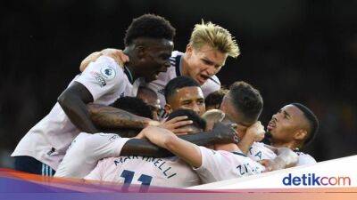 Martin Odegaard - William Saliba - Liga Inggris - Sapu Bersih Tiga Laga, Arsenal Harap Tetap Kalem - sport.detik.com -  Leicester