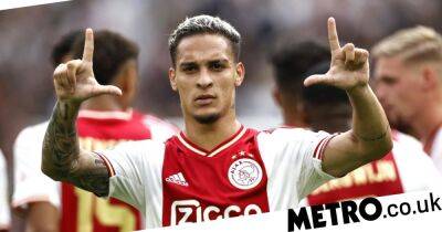 Ajax boss mocks Manchester United after rejected Antony bid