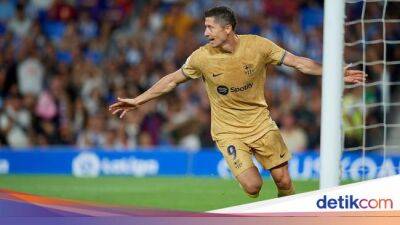 Robert Lewandowski - Liga Spanyol - Lewandowski Cetak Gol Perdana di Barcelona, Hanya 44 Detik Usai Kick off - sport.detik.com