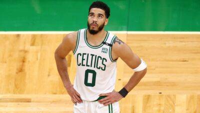 Jayson Tatum played end of season, playoffs with small wrist fracture
