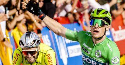 Sam Bennett sprints to second straight Vuelta stage win