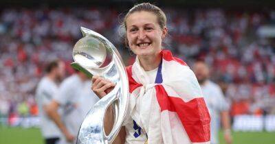 Man City star and England hero Ellen White announces retirement from football