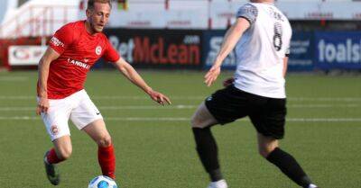 Herron leaves Larne FC ‘by mutual consent’ after row over ‘Up the Ra’ T-shirt - breakingnews.ie - Ireland