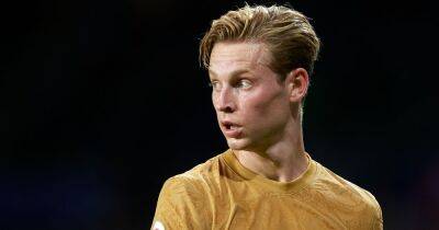 Barcelona 'order meeting' to sell Frenkie de Jong and more Manchester United transfer rumours