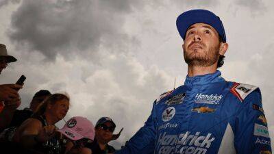 Kyle Larson says he should have raced Chase Elliott with ‘more respect’