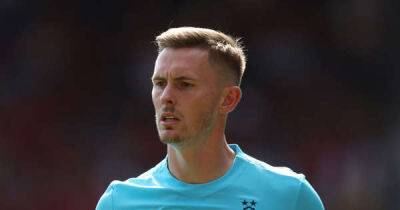 Lisandro Martínez - Manchester United fans send brutal transfer message as Dean Henderson move questioned - msn.com - Manchester - Argentina