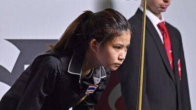 Mink Nutcharut, women's world snooker champion, beats Mitchell Mann to qualify for Northern Ireland Open with first win