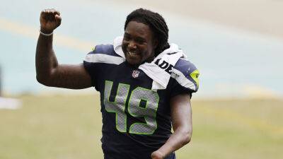 Shaquem Griffin, who broke into NFL as one-handed player, retires
