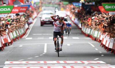 Marc Soler gives Spain 1st Grand Tour stage victory in 2 years