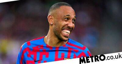 Chelsea submit new offer to sign Pierre-Emerick Aubameyang from Barcelona