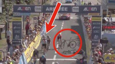 Tour de l'Avenir crash: Horror moment as bike bounces across finish line and wipes out two riders