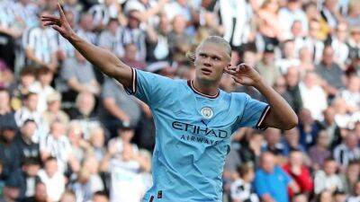 Jurgen Klopp - Lisandro Martínez - Andre Onana - Ryan Gravenberch - Champions League draw 2022: Barcelona to face Bayern Munich and Man City to meet Dortmund - thenationalnews.com - Britain - Qatar -  Amsterdam - Ecuador -  Istanbul -  Man