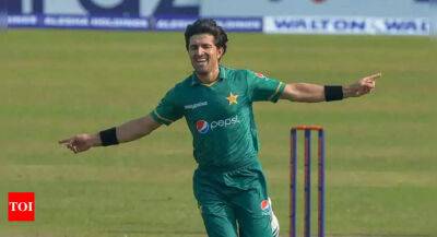 Asia Cup - Asia Cup 2022 India vs Pakistan: Injury scare for Pakistan as pacer Mohammad Wasim suffers back pain in training - timesofindia.indiatimes.com - India - Pakistan