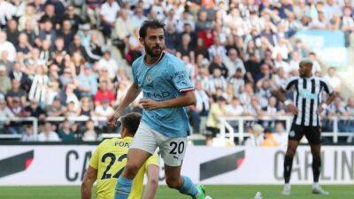 Silva will stay at Man City, says Guardiola