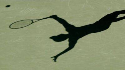 Italian tennis umpire banned for 7 years after admitting to match-fixing