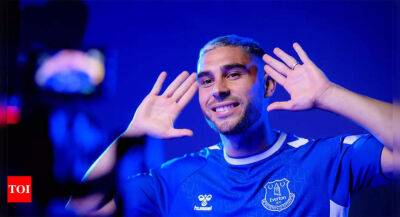 French striker Neal Maupay joins Everton from Brighton