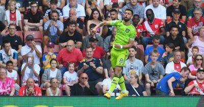 'Deserves Puskas' - Manchester United fans delighted after Bruno Fernandes' goal vs Southampton