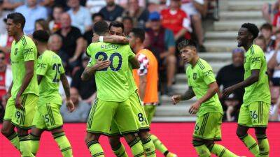 Southampton 0-1 Manchester United: Bruno Fernandes volleys in winner to continue momentum for the visitors
