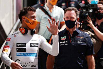 Christian Horner gives his verdict on Daniel Ricciardo's McLaren struggles