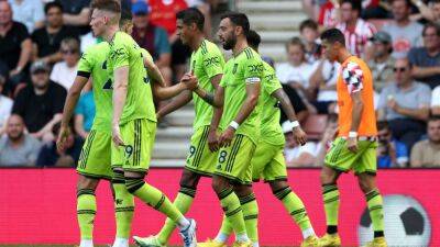 Manchester United continue revival as Bruno Fernandes sinks Southampton