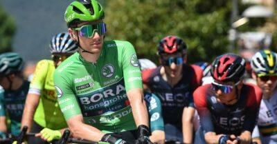 La Vuelta: Sam Bennett loses green jersey as Jay Vine takes stage eight
