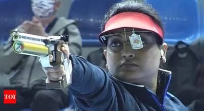 Ruchita Vinerkar wins women's 10m air pistol T5 title in selection trials - timesofindia.indiatimes.com -  Sangwan