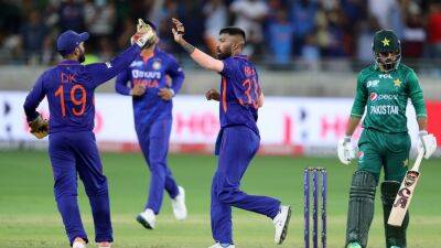 Hardik Pandya helps India strike first blow against Pakistan in Asia Cup 2022