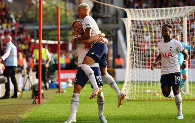 Kane fires Spurs, West Ham win piles pressure on Gerrard